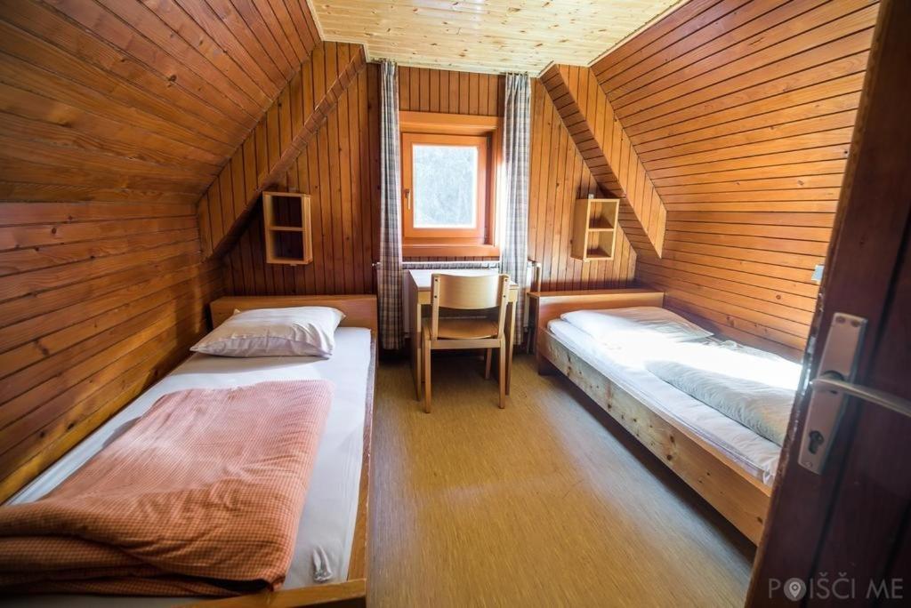 Ruska Koca Hotell Hočko Pohorje Exteriör bild