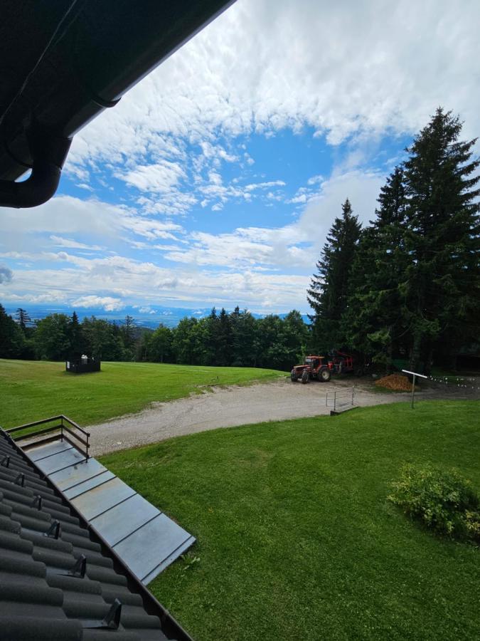 Ruska Koca Hotell Hočko Pohorje Exteriör bild